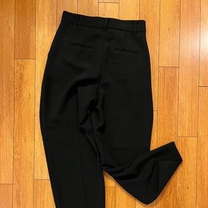 Wilfred Aritzia Effortless Pants short size 6